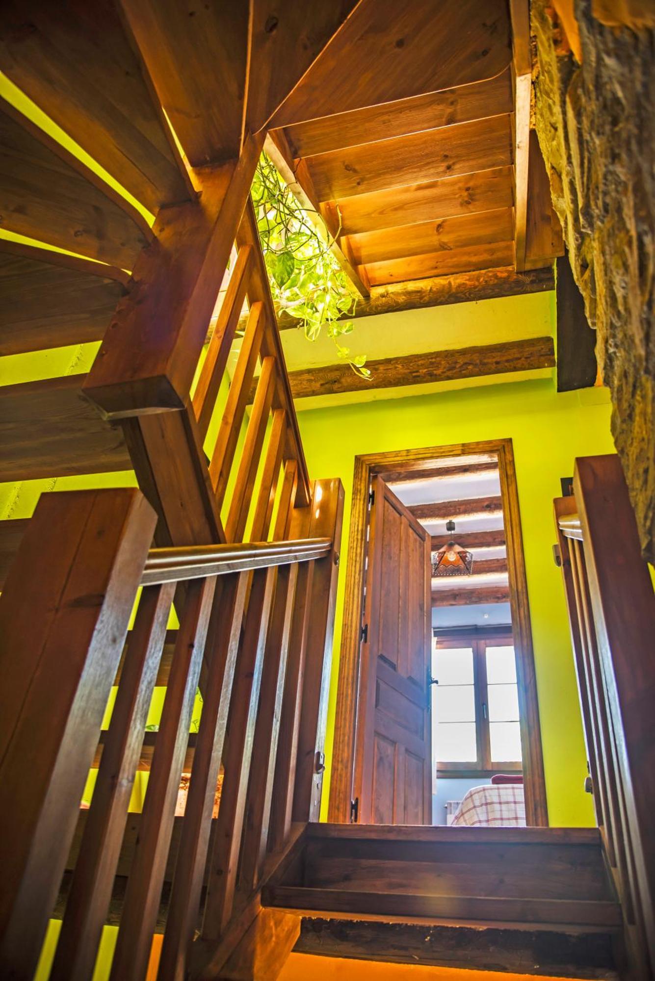 Casa Pirinea Ordesa Guest House Belsierre Exterior photo