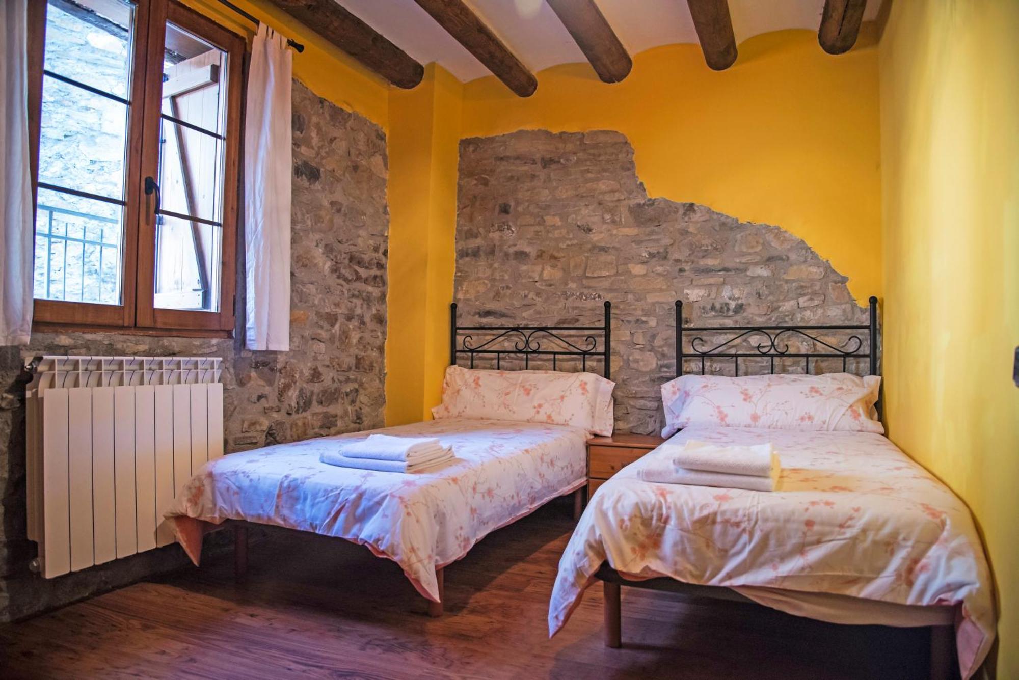 Casa Pirinea Ordesa Guest House Belsierre Exterior photo
